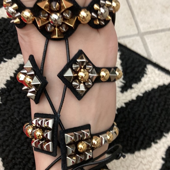 Rare Louboutin Kaleikita heels new - Picture 11 of 16